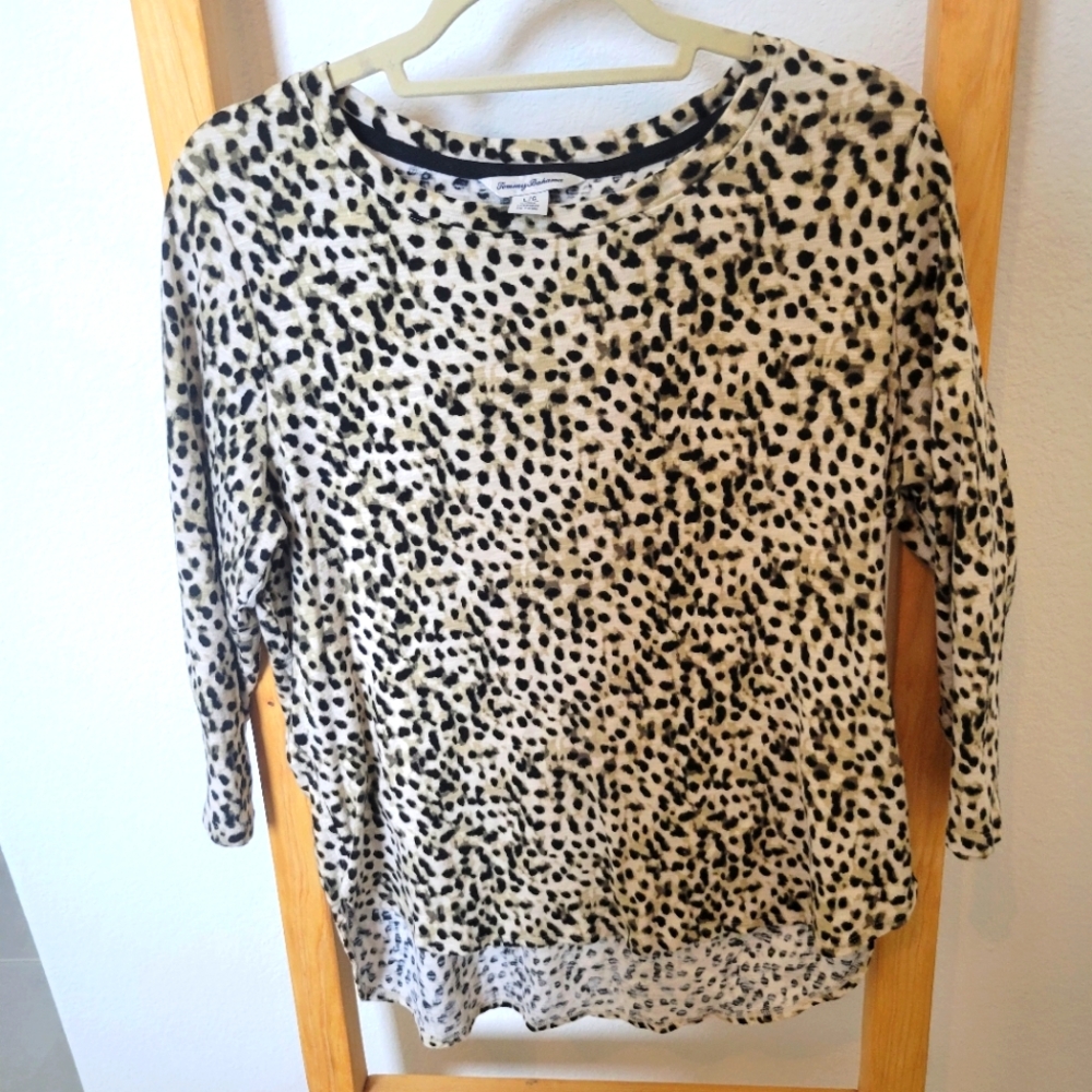 Tommy Bahama Cheetah Print 3/4 Sleeve Top